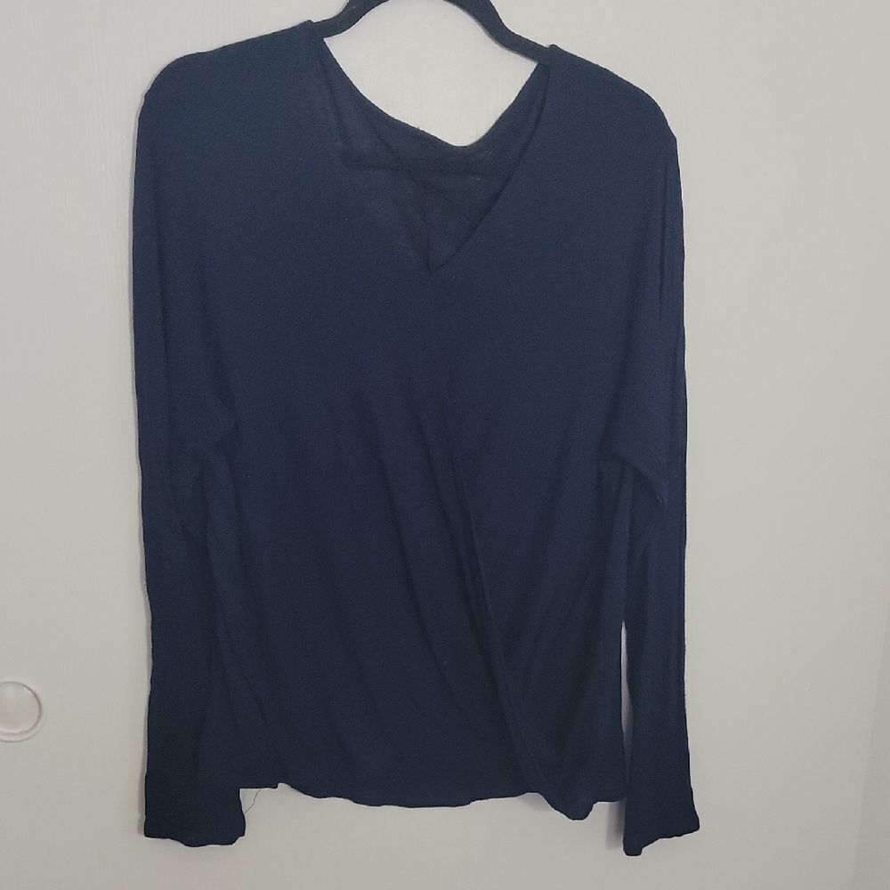 Chic Navy Blue Long Sleeve Top